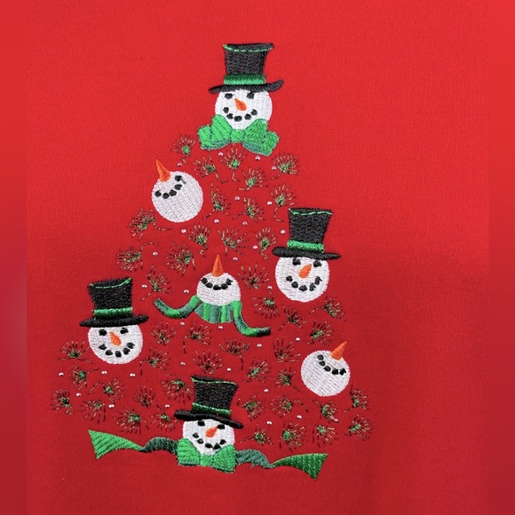 M & C SPORTSWEAR Vintage Holiday Snowman Sweatshirt Embroidered Red/Multi-Large - Picture 2 of 3